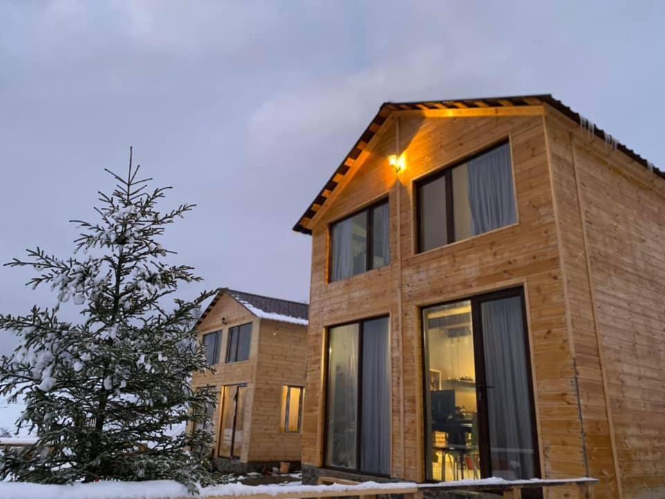 Mitarbi Silence - Cozy Holiday Cottages In Mountains ボルジョミ エクステリア 写真