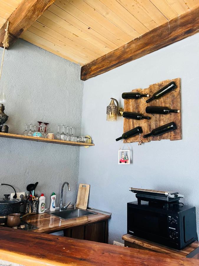 Mitarbi Silence - Cozy Holiday Cottages In Mountains ボルジョミ エクステリア 写真